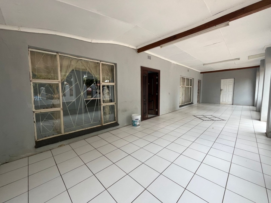 4 Bedroom Property for Sale in Stilfontein Ext 4 North West